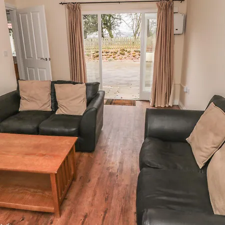 No 1 Hall Scalby (North Yorkshire)