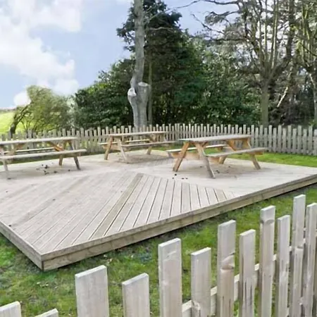 No 1 Hall Dom wakacyjny